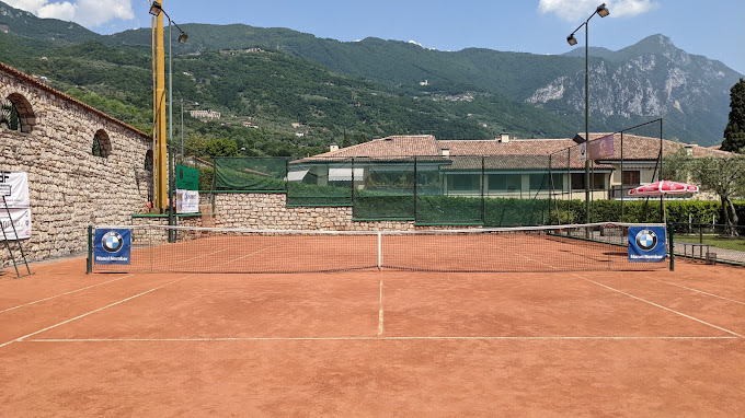 LAGO DI GARDA: E' INIZIATA LA STAGIONE ALL'ASD TENNIS BOGLIACO!