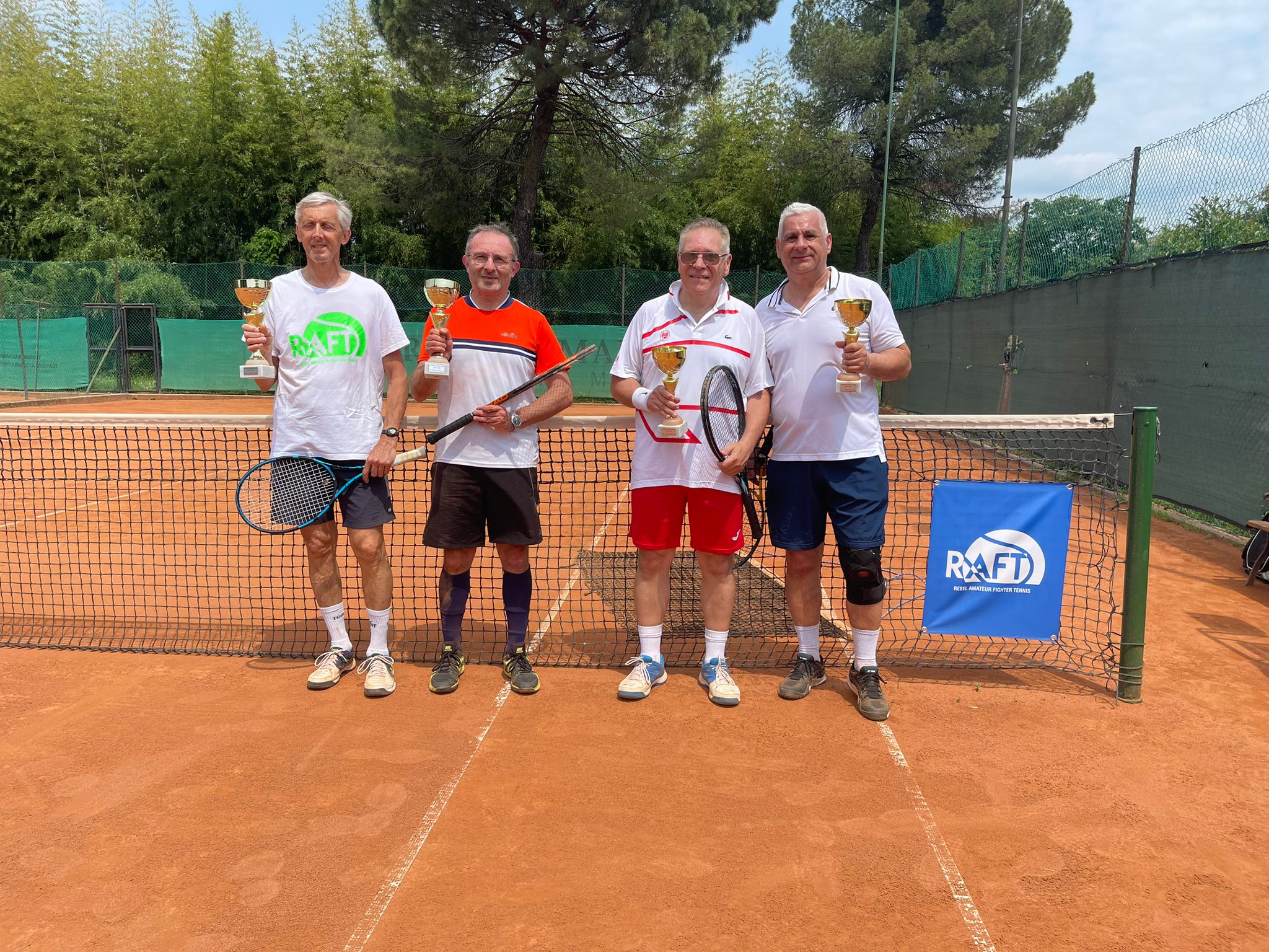 Tennis thriller al cigno Mior Braghini su Spallone Scovoli